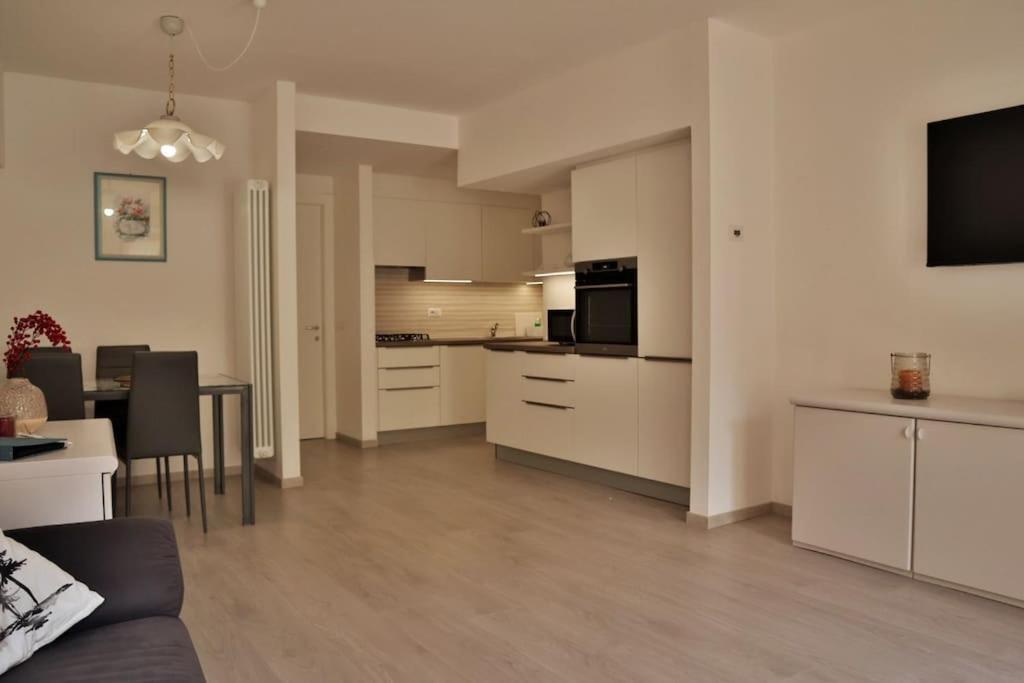 Casa Rina Malcesine Apartment Luaran gambar